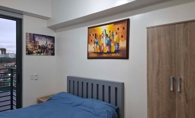 Your Elegant New Home with Parking in Zadia Tower 3, Sta. Rosa, Laguna