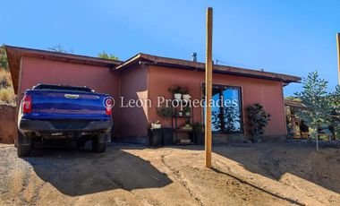 Leon Propiedades vende parcela con casa en Miraflores, Curacaví.