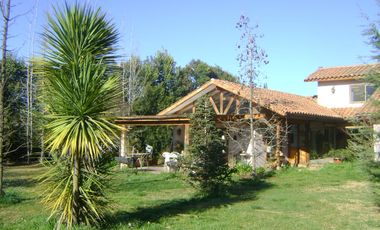 Parcela Con Casa Y Cabaña En Brisas Del Raco, Pirque