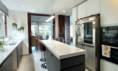 SE VENDE ACOGEDORA CASA MEDITERRÁNEA EN PIEDRA ROJA