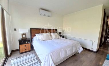 SE VENDE ACOGEDORA CASA MEDITERRÁNEA EN PIEDRA ROJA