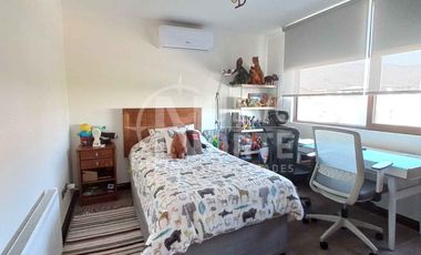 SE VENDE ACOGEDORA CASA MEDITERRÁNEA EN PIEDRA ROJA