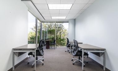 Espacio de oficina en renta para 3 personas en Santiago, Pedro Valdivia