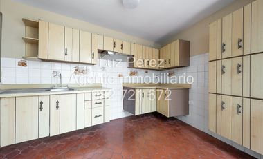 SE ALQUILA DEPARTAMENTO EN SURCO – PRIMER PISO