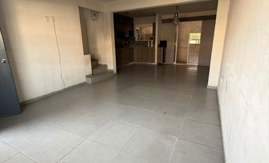 Xaltipa Hermosa Casa Super Ubicada Con Acabados