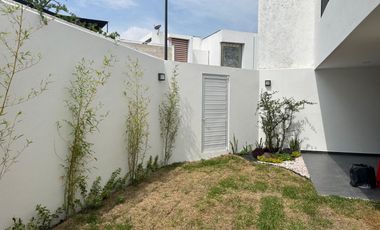 Linda casa en Parque Colima, Lomas de Angelópolis Puebla