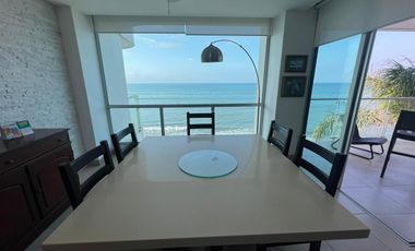 En venta: Departamento amoblado en Edificio Buzios, Manta