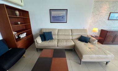 En venta: Departamento amoblado en Edificio Buzios, Manta