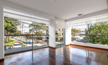 SE ALQUILA DEPARTAMENTO EN SURCO FRENTE A PARQUE | Dúplex 135 m²