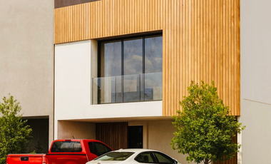 CASA EN VENTA COTO SIVEC CAPITAL NTE