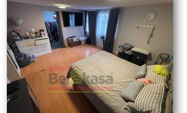 Venta de casa en B. de Roma, Bosques de Aragón