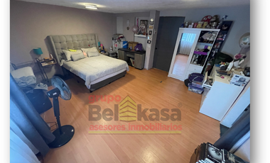 Venta de casa en B. de Roma, Bosques de Aragón