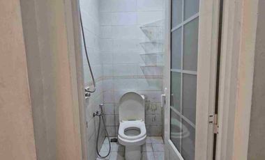 Sewa Rumah Green Lake City Cluster Amerika semi furnished