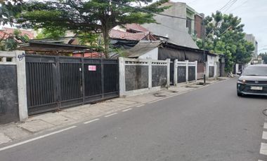 Rumah + Ruko + Potensi Kost! Tanah 632m² Kebon Jeruk – Langka!