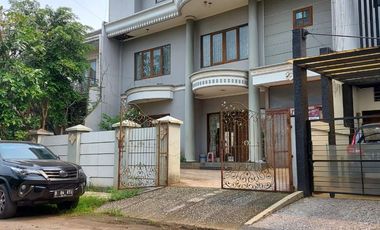 Dijual rumah di Boulevard Regensi Melati Mas Redisence Serpong