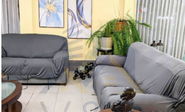 Casa en Venta en el sector El Bosque, 3 dormitorios, 3 baños completos, Quito - Ecuador
