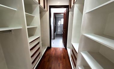 Casa de arriendo sector quito tenis con jardín y 280m2 totales