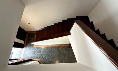 Casa de arriendo sector quito tenis con jardín y 280m2 totales