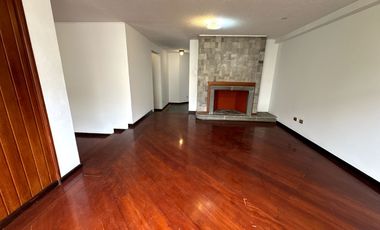 Casa de arriendo sector quito tenis con jardín y 280m2 totales