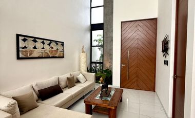 Casa en Venta en Dzityá con habitación en Planta Baja