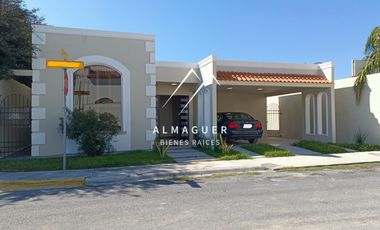 Casa en Venta en Portal del Norte, de un nivel, patio con espacio para alberca.