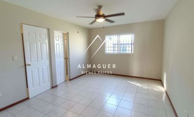 Casa en Venta en Portal del Norte, de un nivel, patio con espacio para alberca.