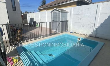 Se arrienda casa en Villa Fundadores