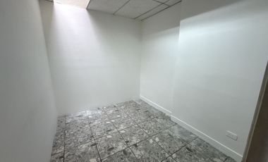 Local comercial de arriendo sector centro norte av. atahualpa de 125m2