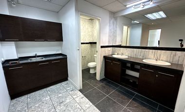 Local comercial de arriendo sector centro norte av. atahualpa de 125m2