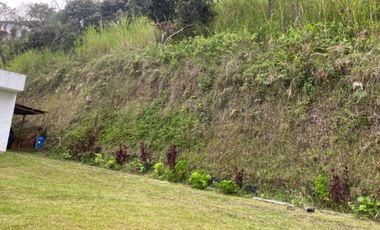 VENTA DE FINCA DE 4.200 Mt2, CON TERRENO MIXTO, A SOLO 20 MIN. DEL AEROPUERTO JMC, RIONEGRO, ANTIOQUIA