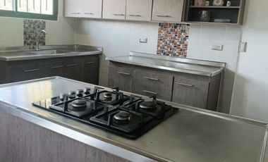 VENTA DE FINCA DE 4.200 Mt2, CON TERRENO MIXTO, A SOLO 20 MIN. DEL AEROPUERTO JMC, RIONEGRO, ANTIOQUIA