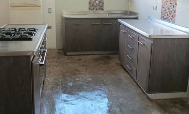 VENTA DE FINCA DE 4.200 Mt2, CON TERRENO MIXTO, A SOLO 20 MIN. DEL AEROPUERTO JMC, RIONEGRO, ANTIOQUIA