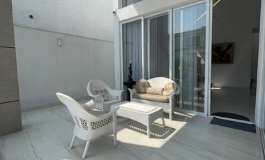 Isla Mocoli, Renta de linda casa 2 dormitorios con cuarto de TV full amoblada