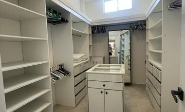 Isla Mocoli, Renta de linda casa 2 dormitorios con cuarto de TV full amoblada