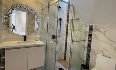 Isla Mocoli, Renta de linda casa 2 dormitorios con cuarto de TV full amoblada