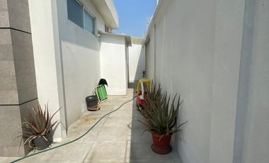 Isla Mocoli, Renta de linda casa 2 dormitorios con cuarto de TV full amoblada