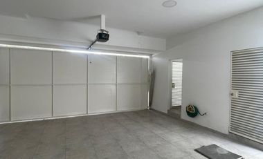 Isla Mocoli, Renta de linda casa 2 dormitorios con cuarto de TV full amoblada