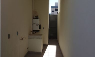 DATE EL LUJO, DE ESTRENAR ESTA , HERMOSA CASA EN TEQUISQUIAPAN