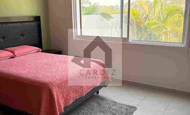 Casa sola con alberca dentro de privada