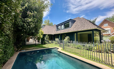 Casa En Arriendo Cercana A Colegio Newland