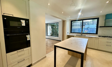 Casa En Arriendo Cercana A Colegio Newland