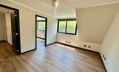 Casa En Arriendo Cercana A Colegio Newland