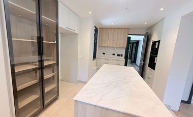 Casa En Arriendo Cercana A Colegio Newland