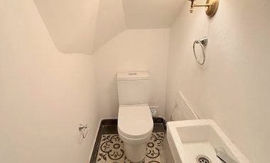 Casa En Arriendo Cercana A Colegio Newland