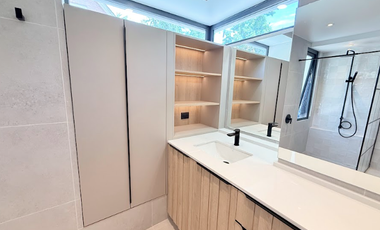 Casa En Arriendo Cercana A Colegio Newland