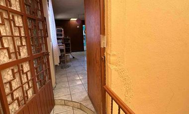 CASA EN VENTA EN MORELOS 1 a 1/2 cuadra de la avenida!