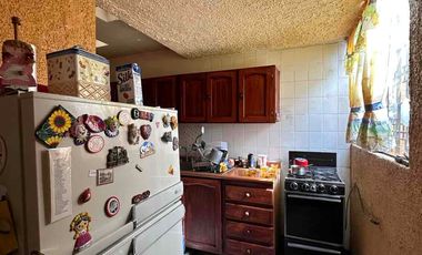 CASA EN VENTA EN MORELOS 1 a 1/2 cuadra de la avenida!