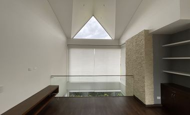 Casa campestre en arriendo – Cerros de Suba, Conjunto Torreladera Bosque Reservado