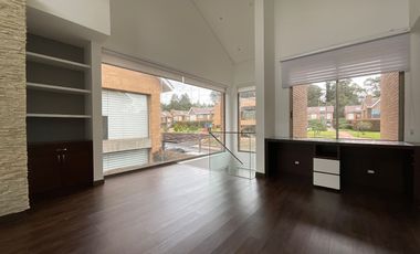 Casa campestre en arriendo – Cerros de Suba, Conjunto Torreladera Bosque Reservado