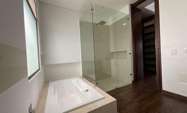 Casa campestre en arriendo – Cerros de Suba, Conjunto Torreladera Bosque Reservado